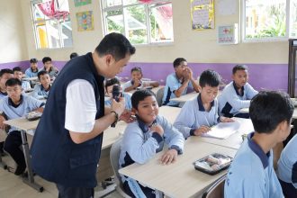 Pj Wako Budi Utama Uji Coba Program Makan Siang Bergizi untuk Siswa SD dan SMP, Dukung Kesehatan dan Tumbuh Kembang Anak