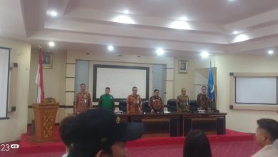 ‎Berikan Nasihat dan Dukungan , Pj Walikota bersama BAZNAS beri Bantuan kepada 49 PMI non Prosedural