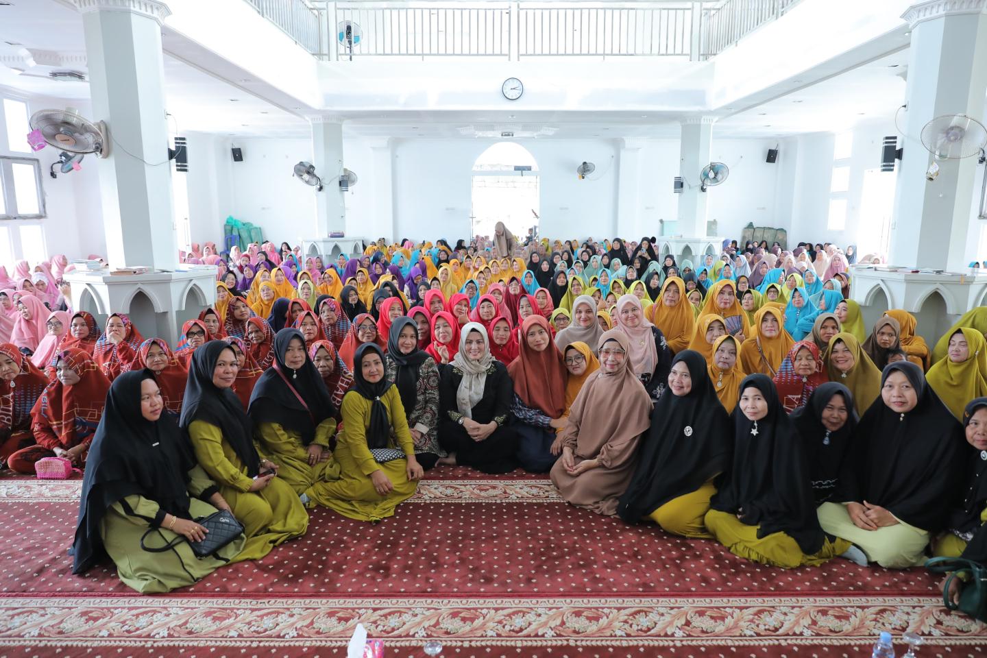 Wagub Hellyana: Ibu adalah Pilar Pendidikan dan Kunci Kesuksesan Bangsa