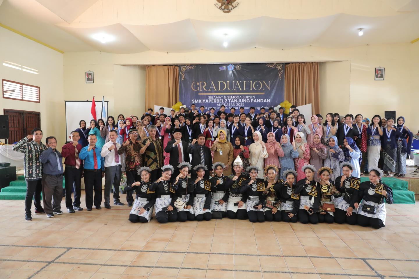Wagub Babel Hadiri Wisuda SMK YAPERBEL 2 Tanjung Pandan, Komitmen Majukan Pendidikan