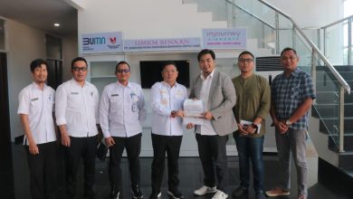 Wabup Bangka Tengah Antarkan Sindang Mardika ke Angkasa Pura