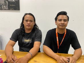 Arif Ponco Manager Tomoro cafe (kiri), Ramon Perwakilan JMSI (Kanan)